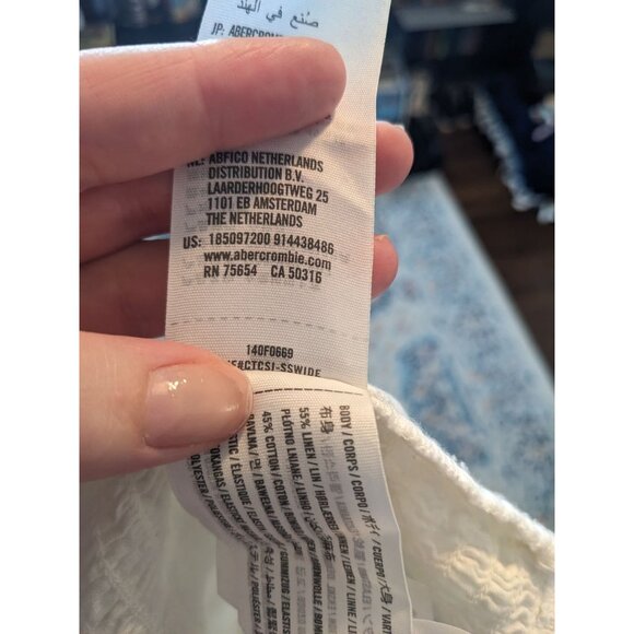 Abercrombie & Fitch White Linen and Cotton Blend Smocked Tie-Front Crop Top - XL - Picture 6 of 8